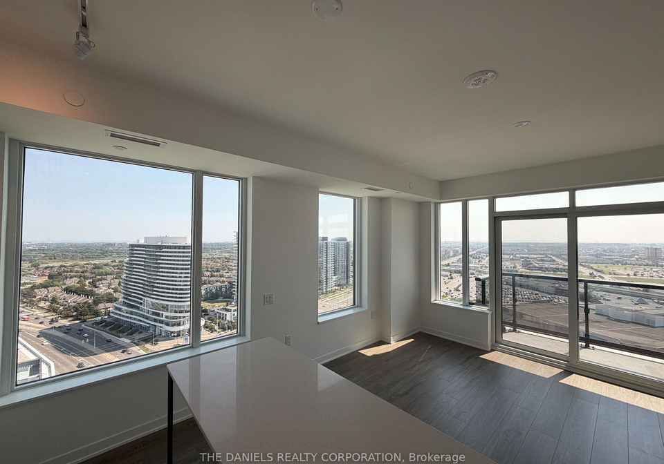 2495-eglinton-avenue-w-mississauga-ontario-w13558642