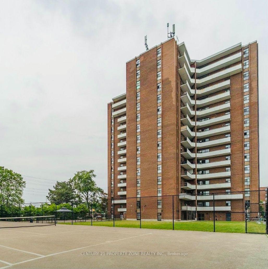 3025-queen-frederica-drive-mississauga-ontario-w13559010