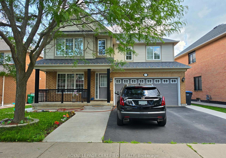 7-penn-drive-brampton-ontario-w13559064