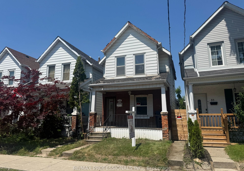 39-holley-avenue-toronto-north-york-ontario-w13559198
