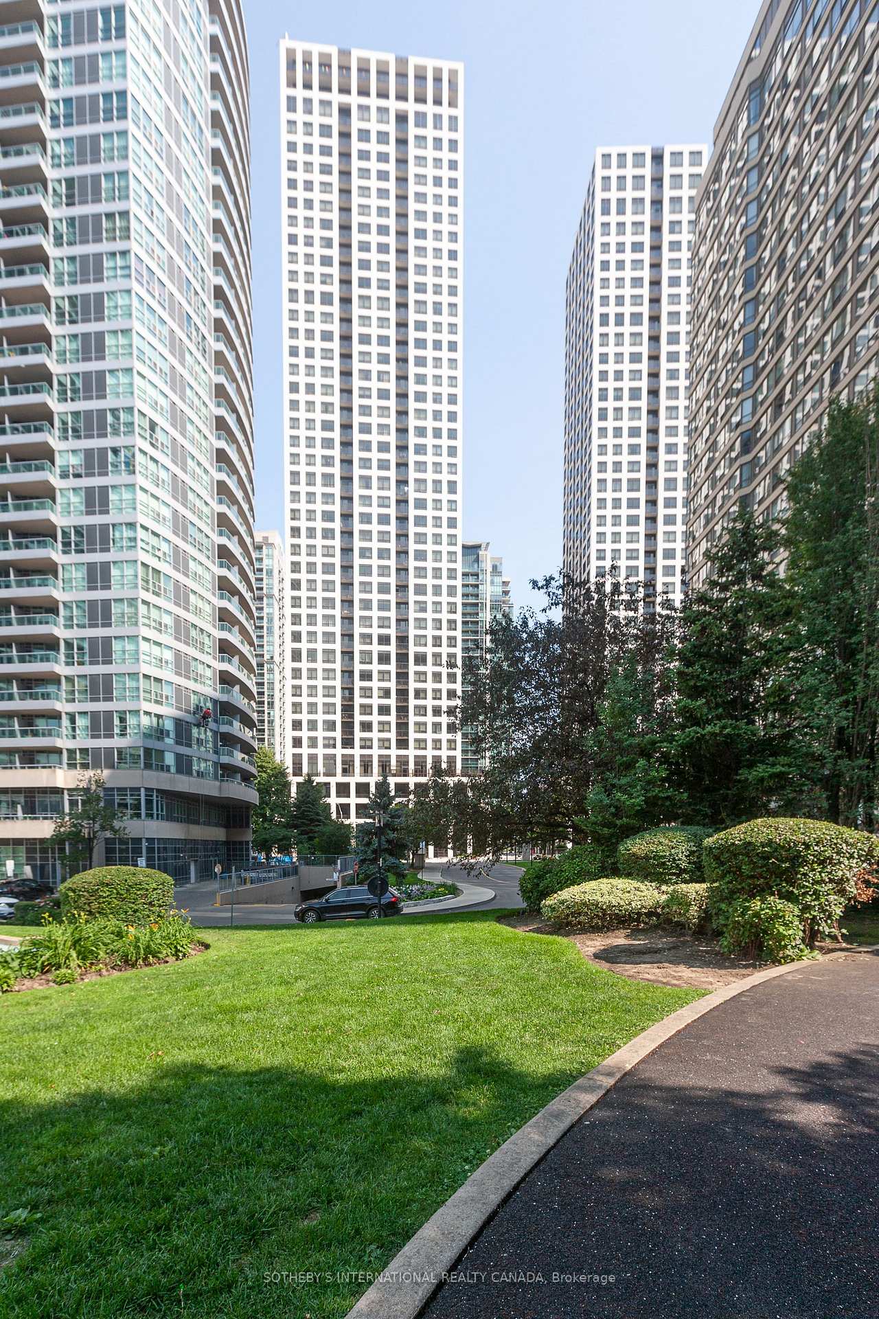30-elm-drive-w-mississauga-ontario-w13559328
