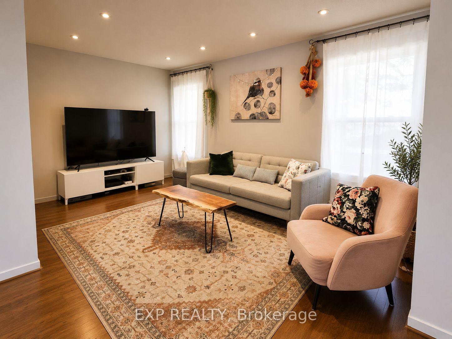 12-permfield-path-toronto-etobicoke-ontario-w13559330