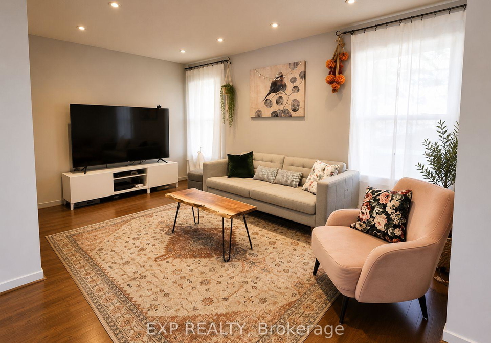 12-permfield-path-toronto-etobicoke-ontario-w13559330