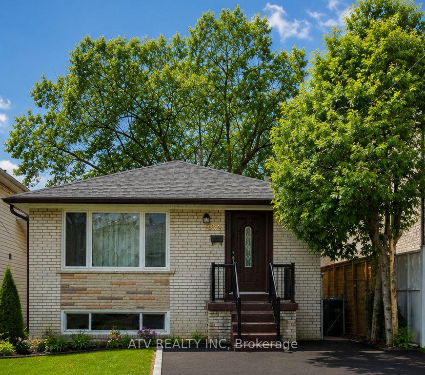 1064-eastmount-avenue-e-mississauga-ontario-w13559448