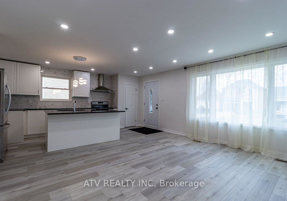 1064-eastmount-avenue-e-mississauga-ontario-w13559448