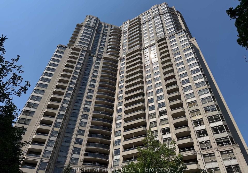 35-kingsbridge-garden-circle-mississauga-ontario-w13559476