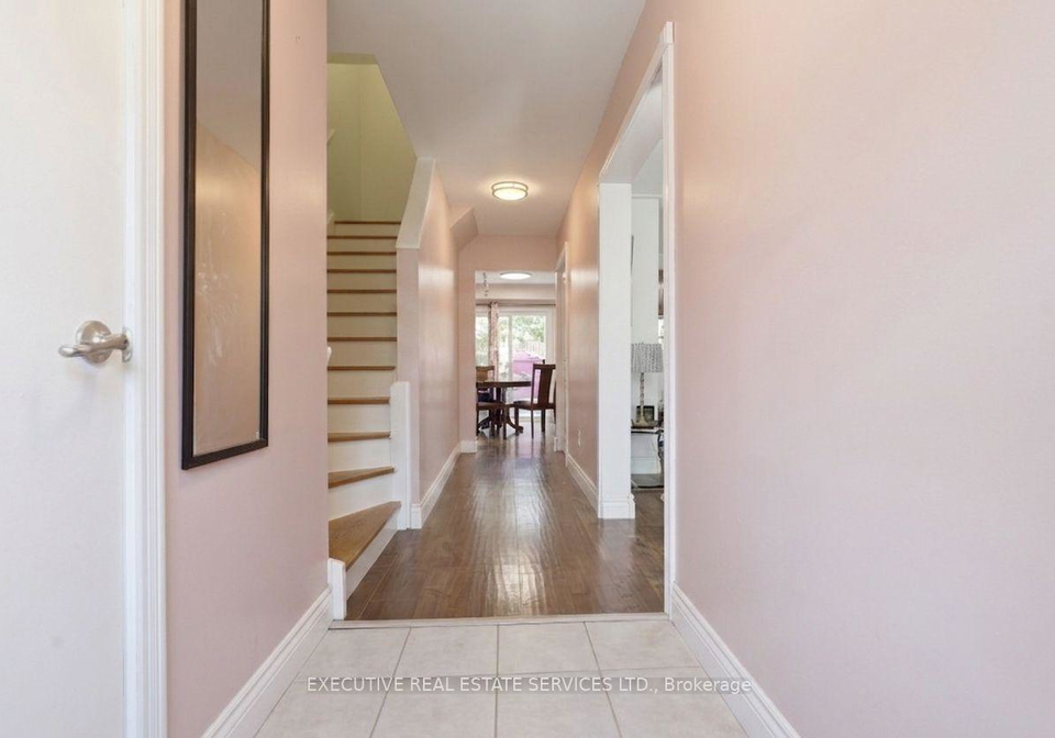 60-chipwood-crescent-brampton-ontario-w13559684