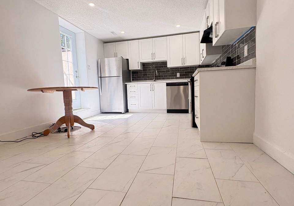 1432-golden-meadow-trail-oakville-ontario-w13559874