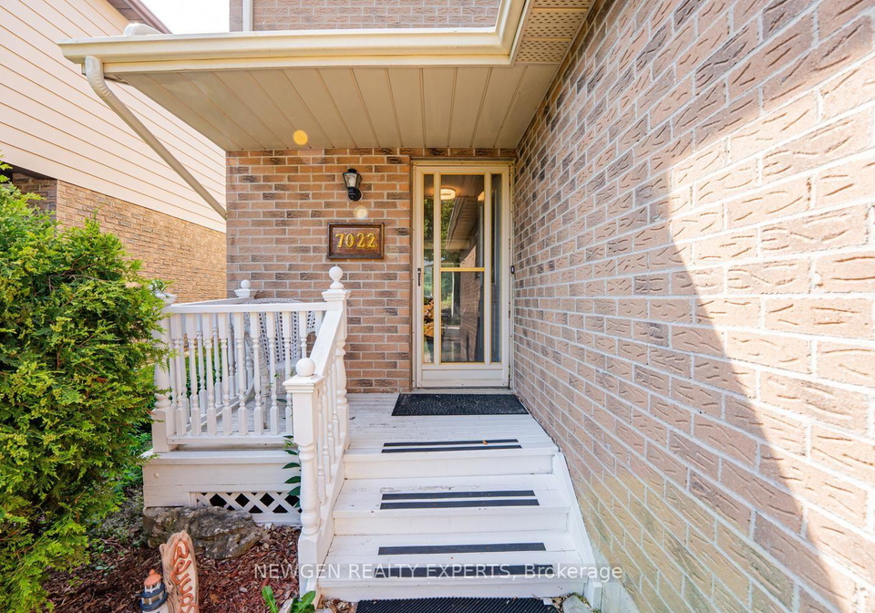 7022-cordingley-crescent-mississauga-ontario-w13559880