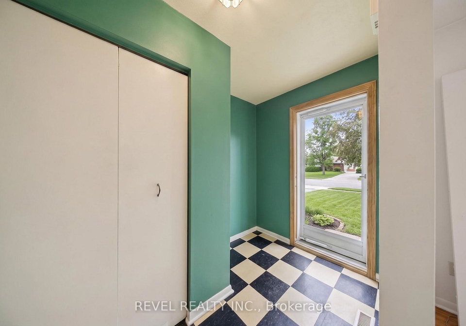 9-deloraine-drive-brampton-ontario-w13560004