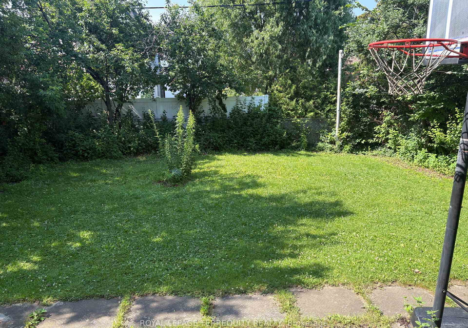 40-macdonald-street-toronto-etobicoke-ontario-w13560268