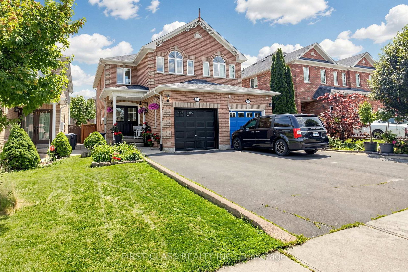 175-tiller-trail-brampton-ontario-w13560376