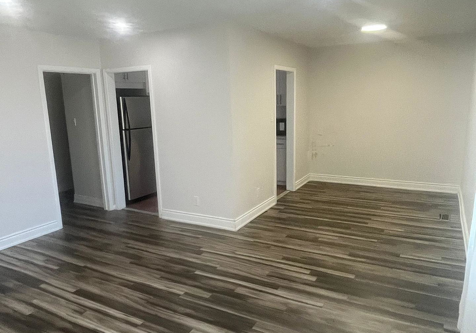 75-mcmurchy-avenue-s-brampton-ontario-w13560506