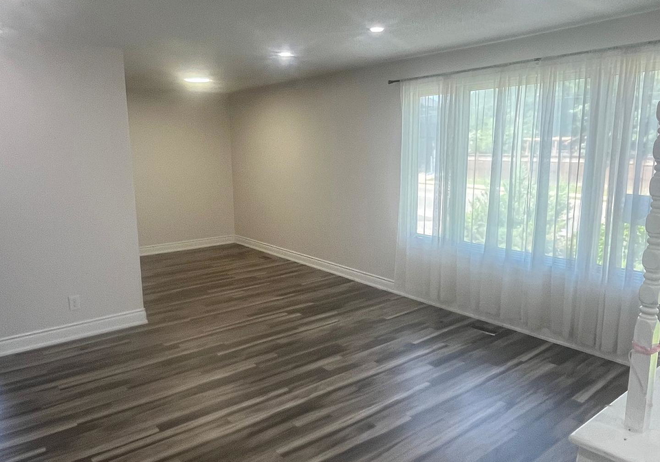 75-mcmurchy-avenue-s-brampton-ontario-w13560506