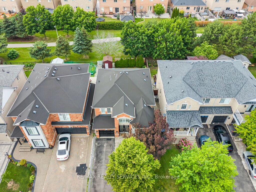 122-dells-crescent-brampton-ontario-w13560510