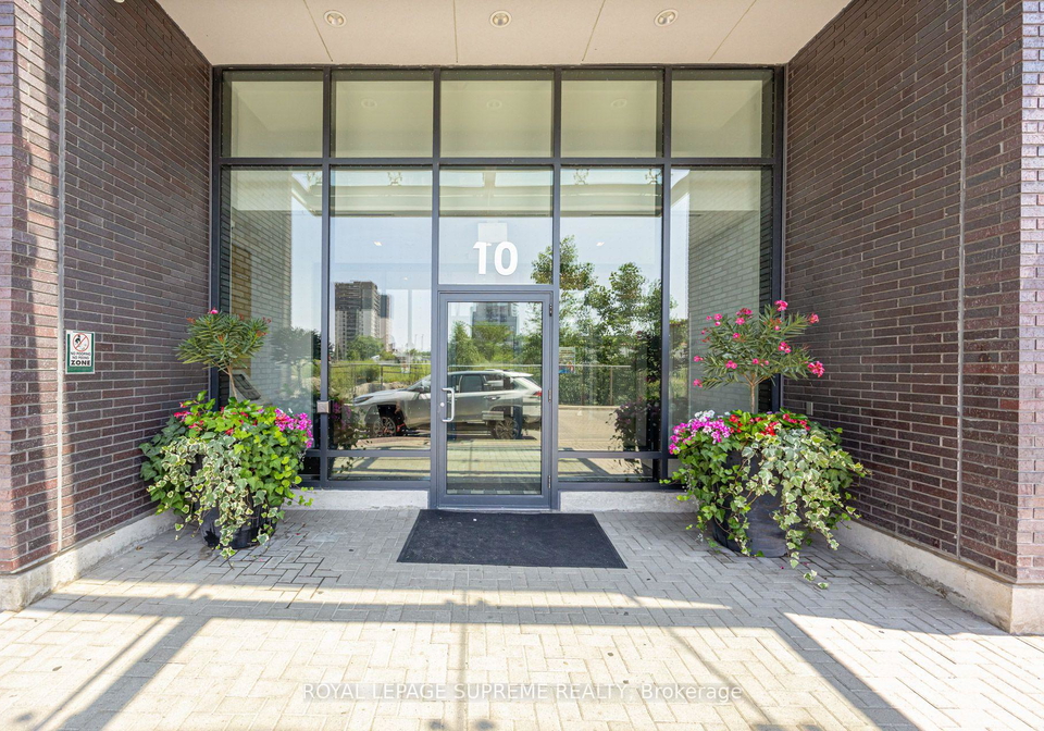 10-gibbs-road-toronto-etobicoke-ontario-w13560520