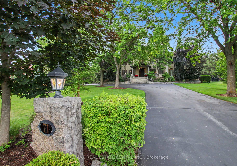 71-mae-court-milton-ontario-w13560636