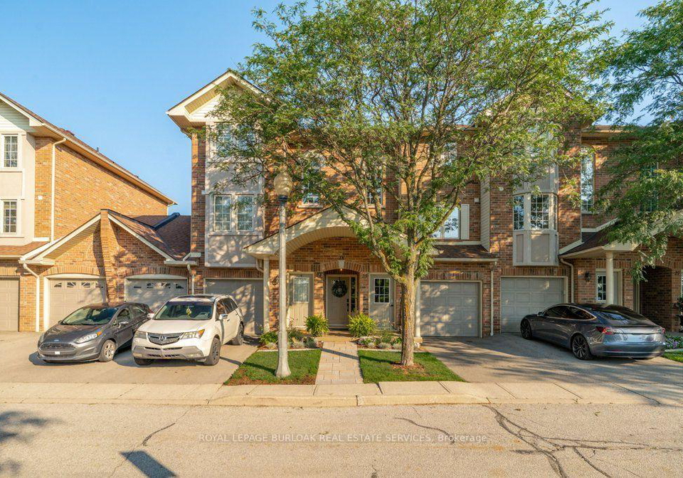 4045-upper-middle-road-burlington-ontario-w13560812