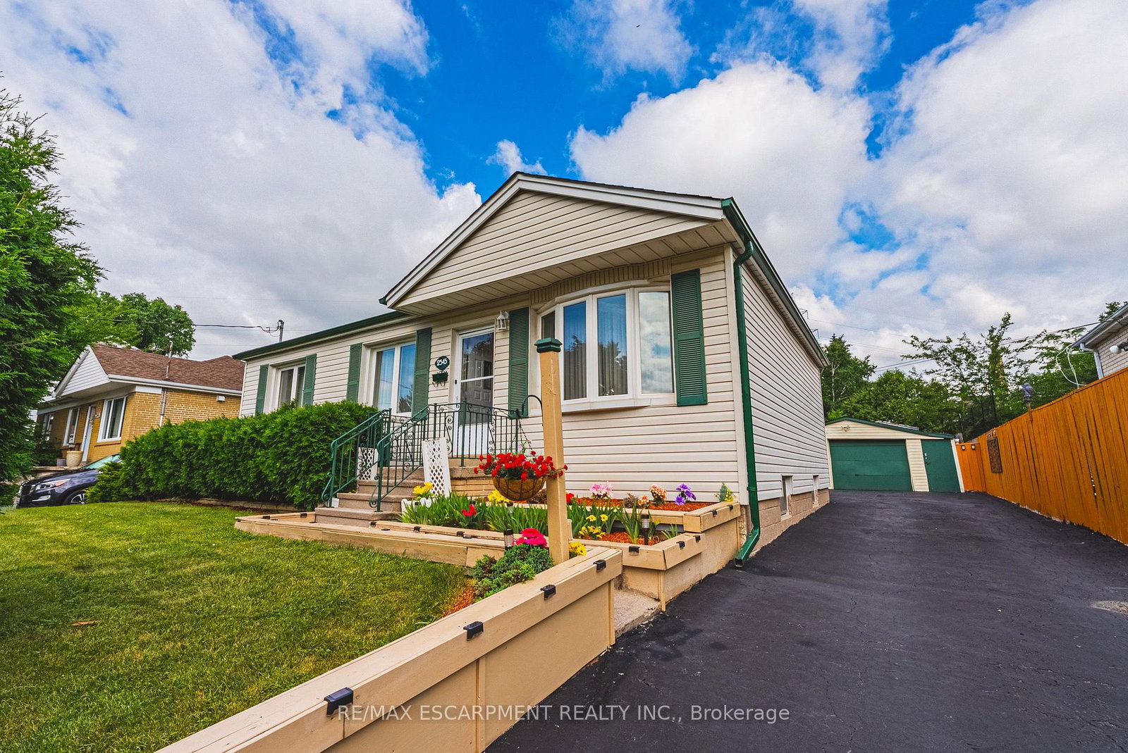 2345-gibbon-street-burlington-ontario-w13560822
