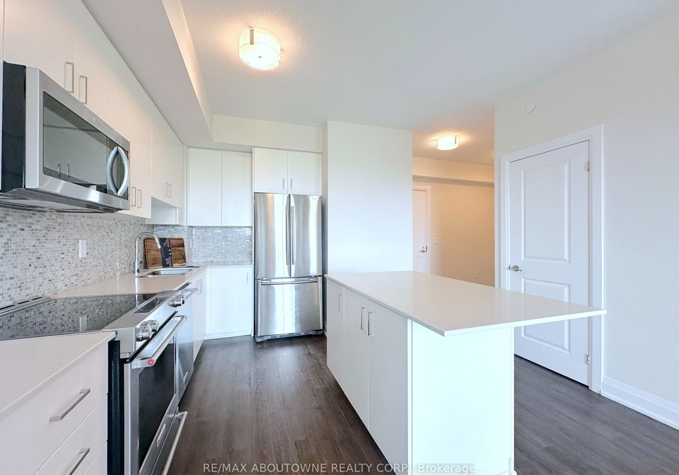 2333-taunton-road-oakville-ontario-w13560852
