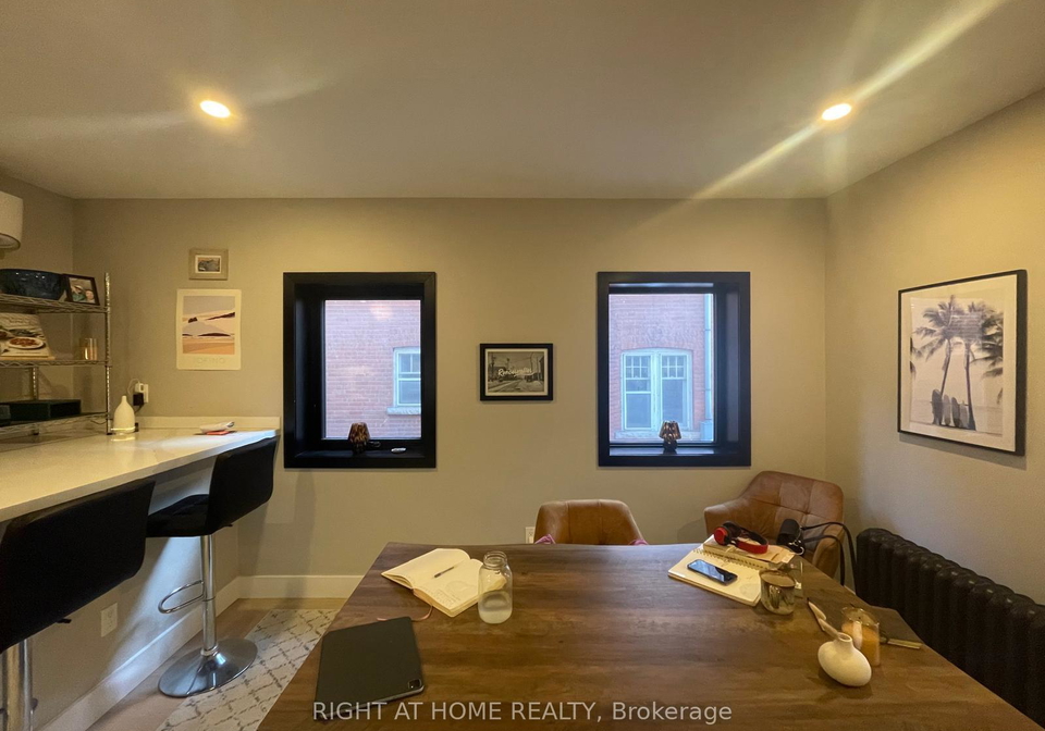 363-parkside-drive-toronto-toronto-ontario-w13561030