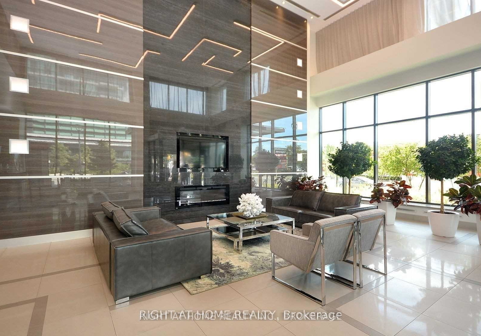 3975-grand-park-drive-mississauga-ontario-w13561134