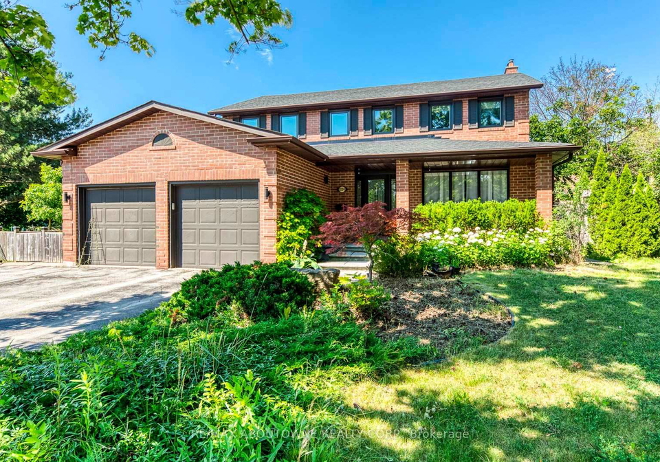 1124-notley-crescent-oakville-ontario-w13561188