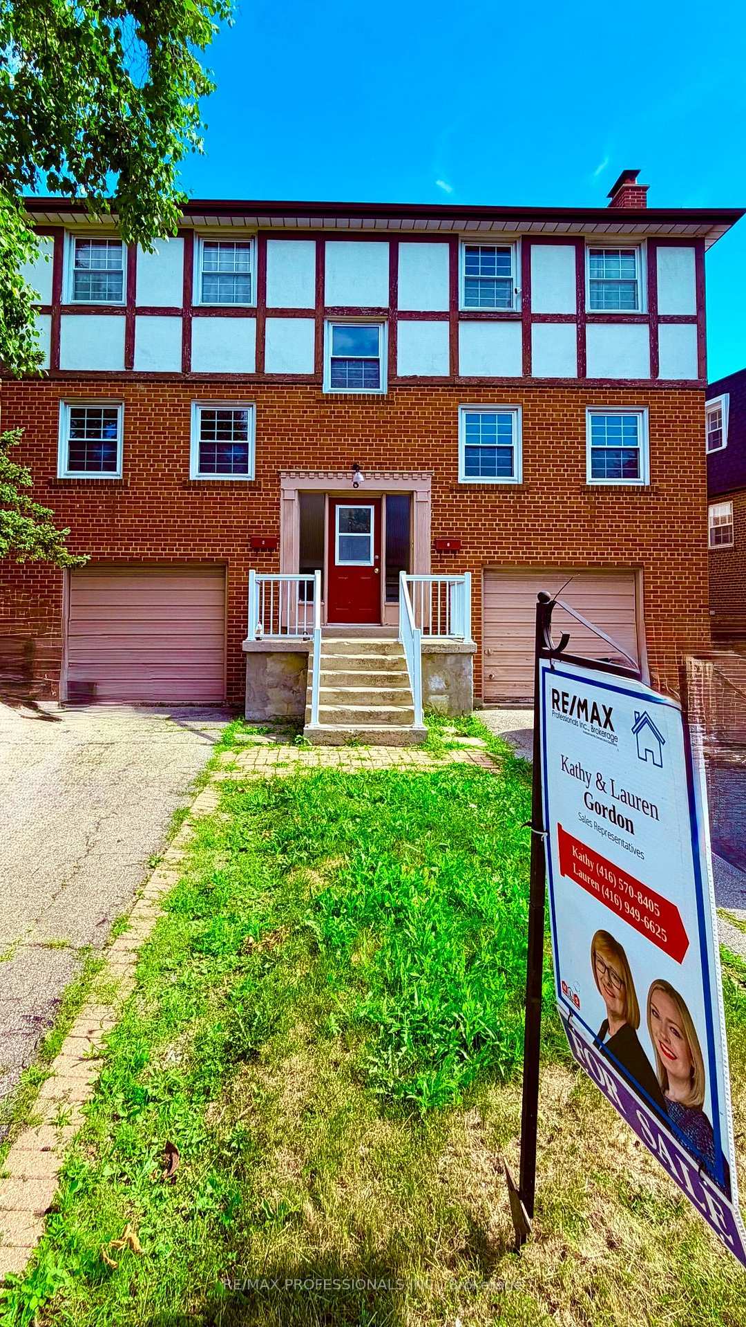 8-bridesburg-drive-toronto-etobicoke-ontario-w13561262