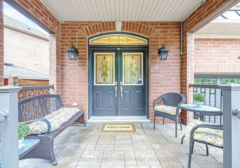 241-duff-crescent-milton-ontario-w13561506