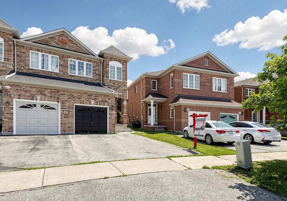 828-khan-crescent-mississauga-ontario-w13561596