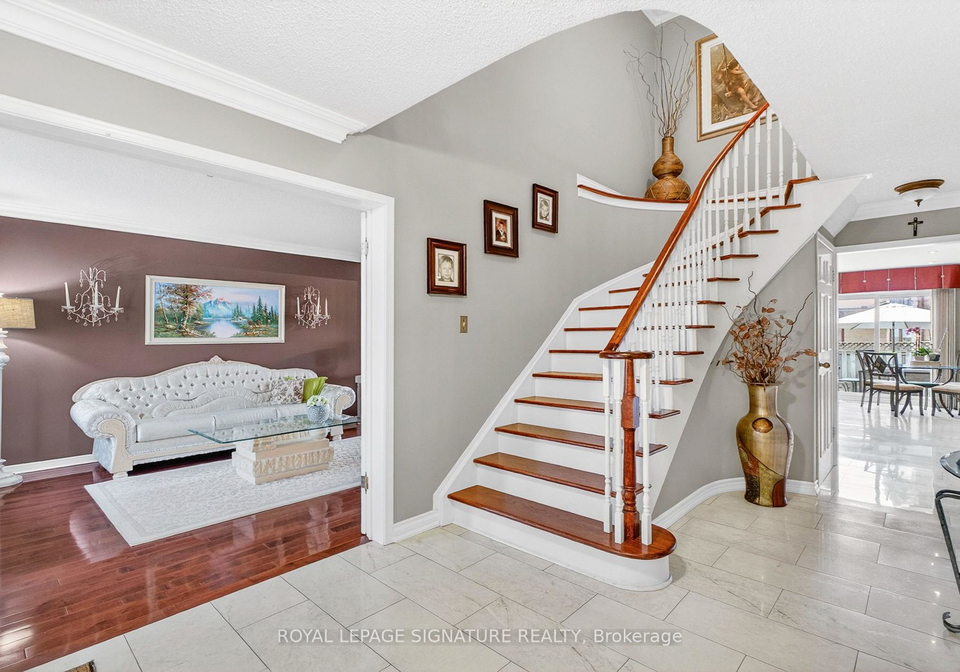 566-huntington-ridge-drive-mississauga-ontario-w13561668