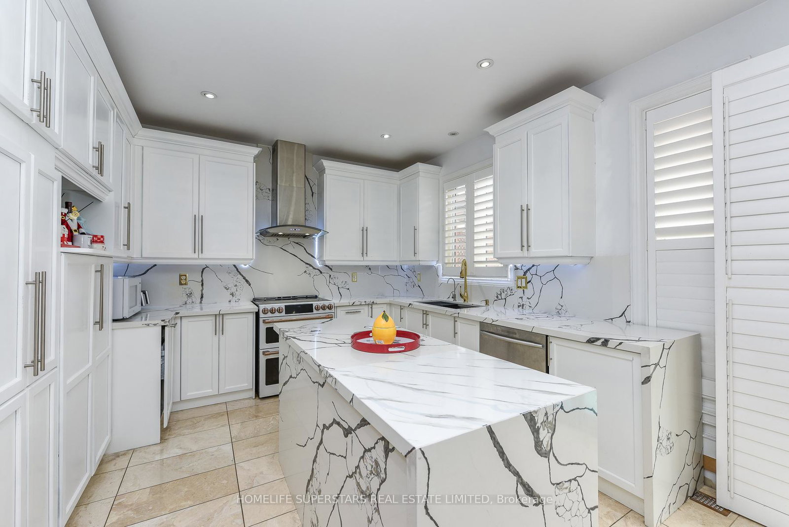 36-lucky-lane-brampton-ontario-w13561688