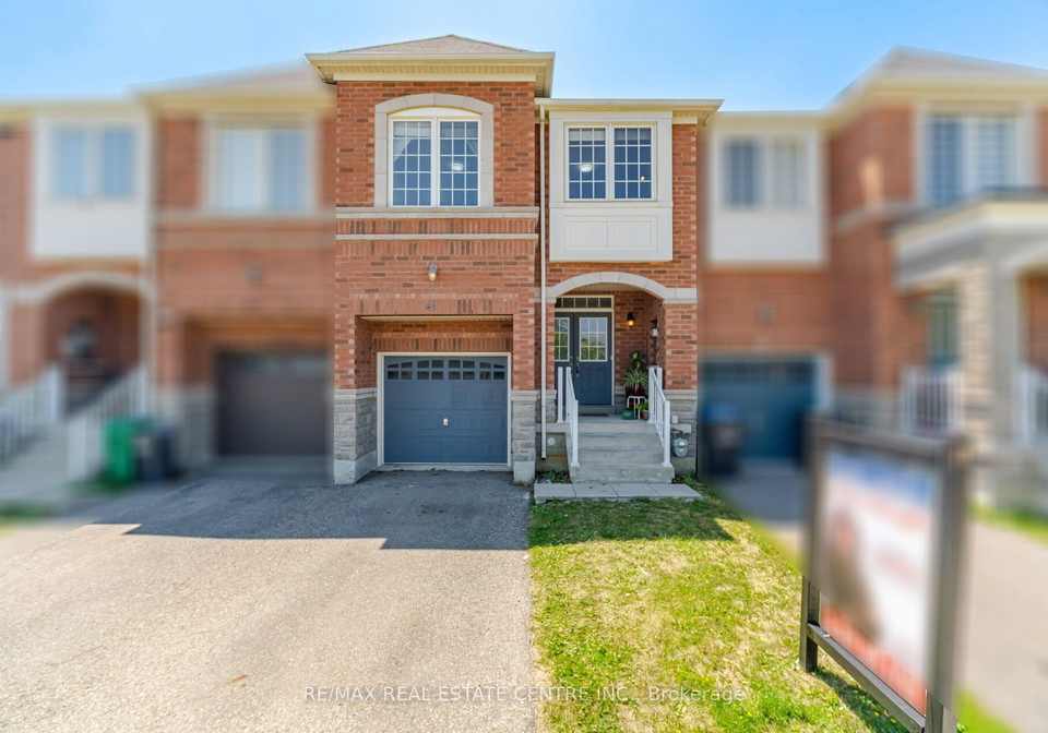 41-lorenzo-circle-brampton-ontario-w13561862
