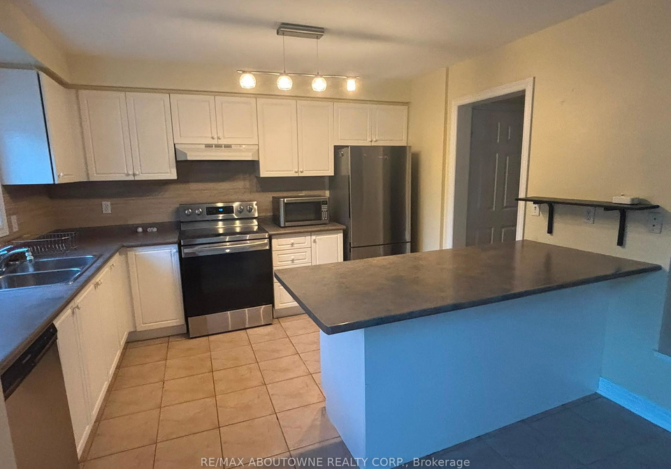 2871-darien-road-burlington-ontario-w13561926