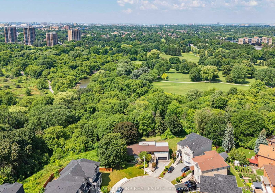 12-george-mckenzie-court-toronto-york-ontario-w13562062
