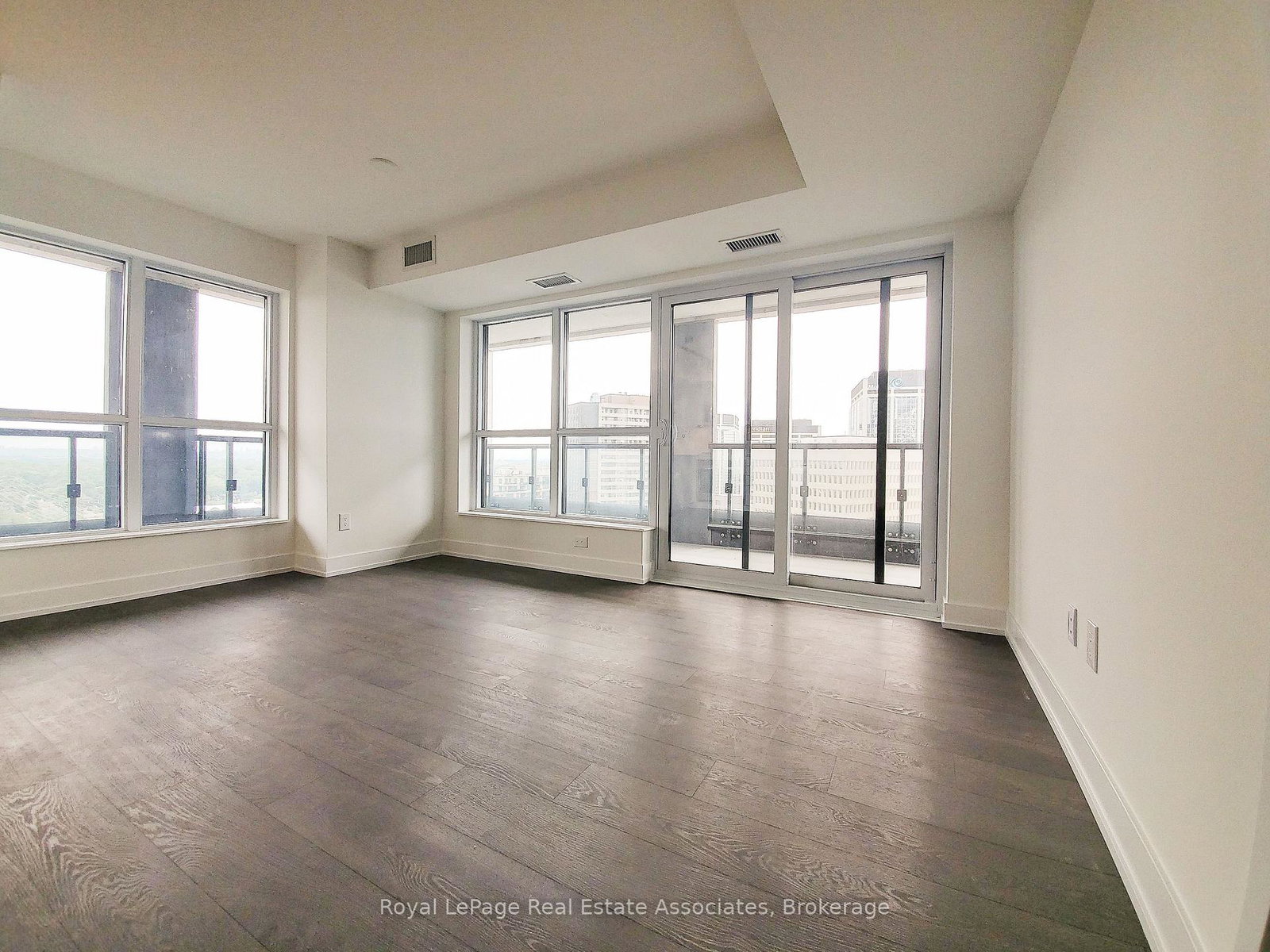 5-mabelle-avenue-toronto-etobicoke-ontario-w13562130