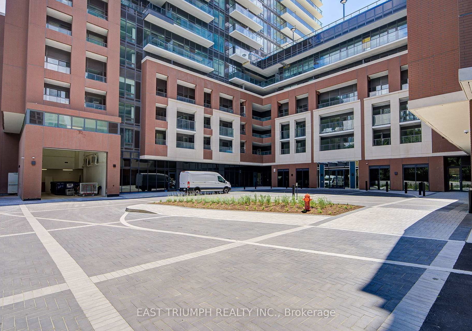 4010-eglinton-avenue-w-toronto-etobicoke-ontario-w13562524