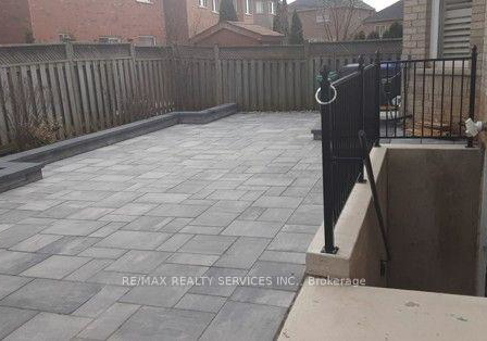 3774-brinwood-gate-mississauga-ontario-w13562878
