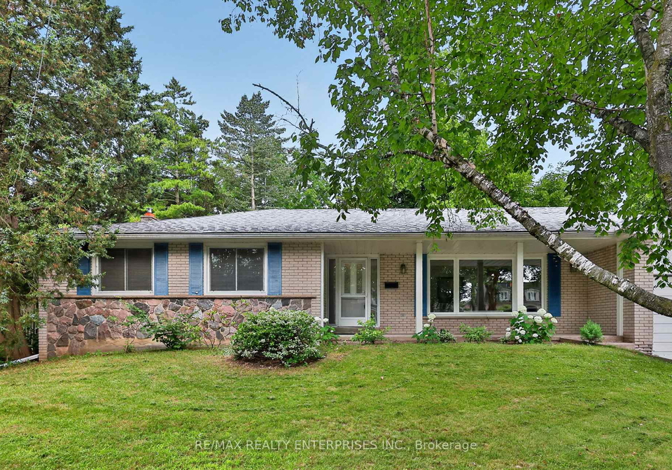 975-cresthampton-lane-mississauga-ontario-w13563006