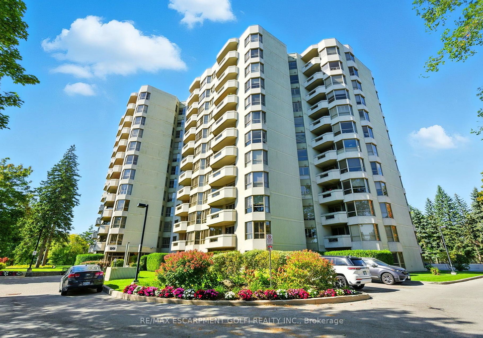 1201-north-shore-boulevard-e-burlington-ontario-w13563188
