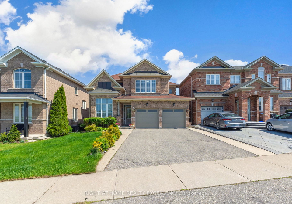17-keeleview-crescent-brampton-ontario-w13563250