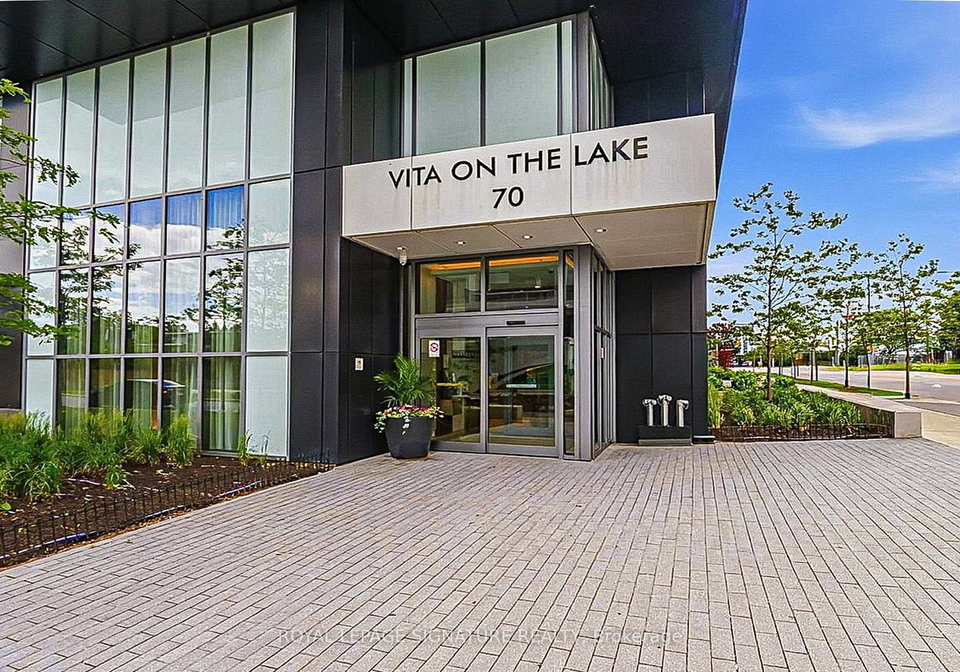 70-annie-craig-drive-toronto-etobicoke-ontario-w13563254