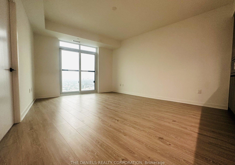 2495-eglinton-avenue-w-mississauga-ontario-w13563344