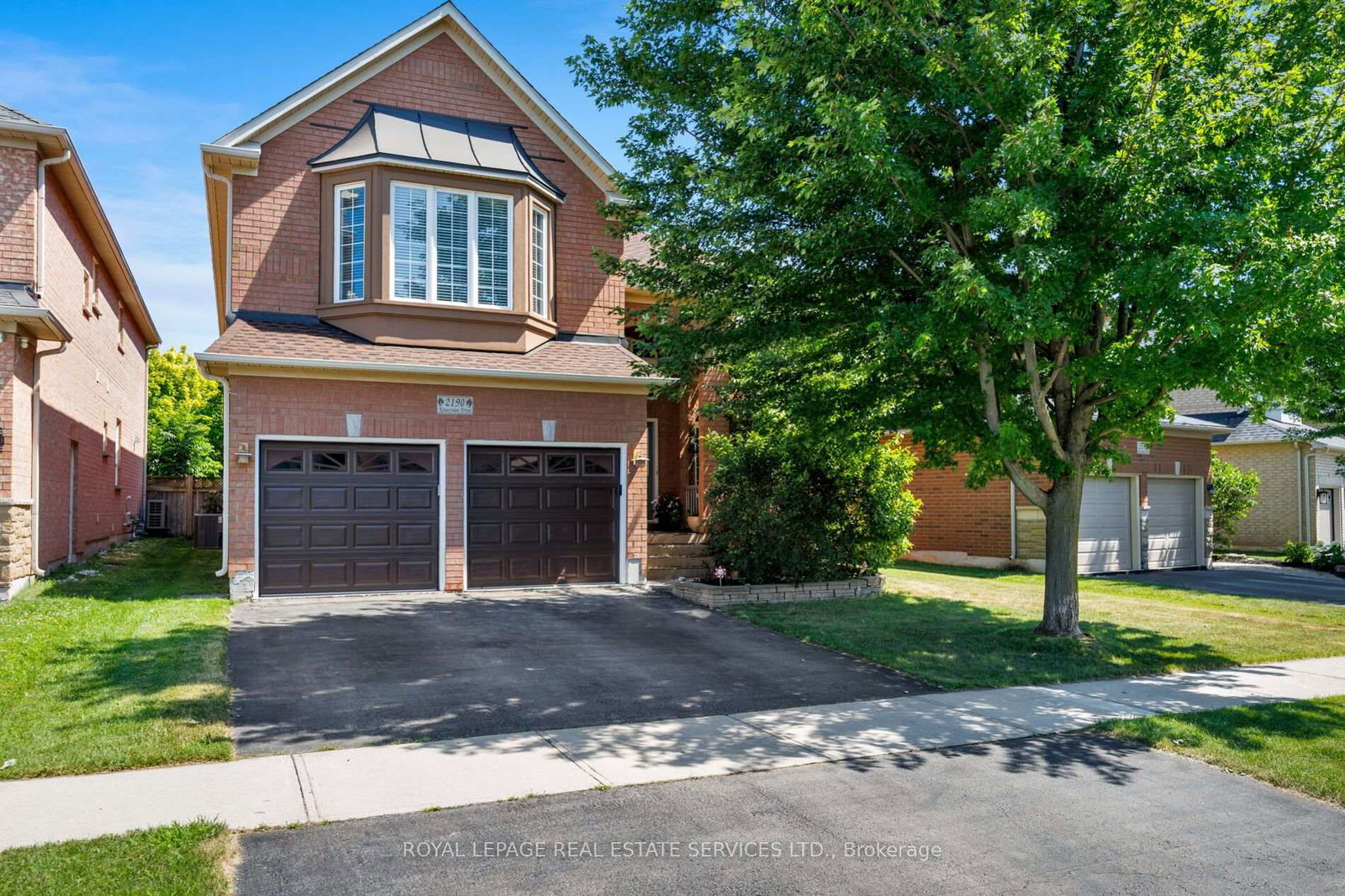 2190-kingsridge-drive-oakville-ontario-w13563398