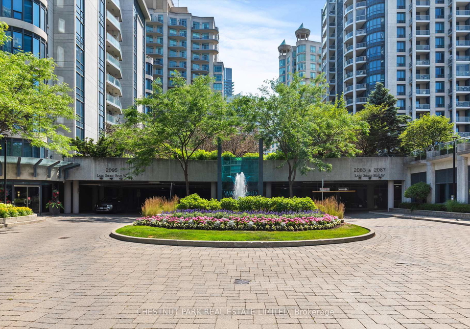 2087-lake-shore-boulevard-w-toronto-etobicoke-ontario-w13563406