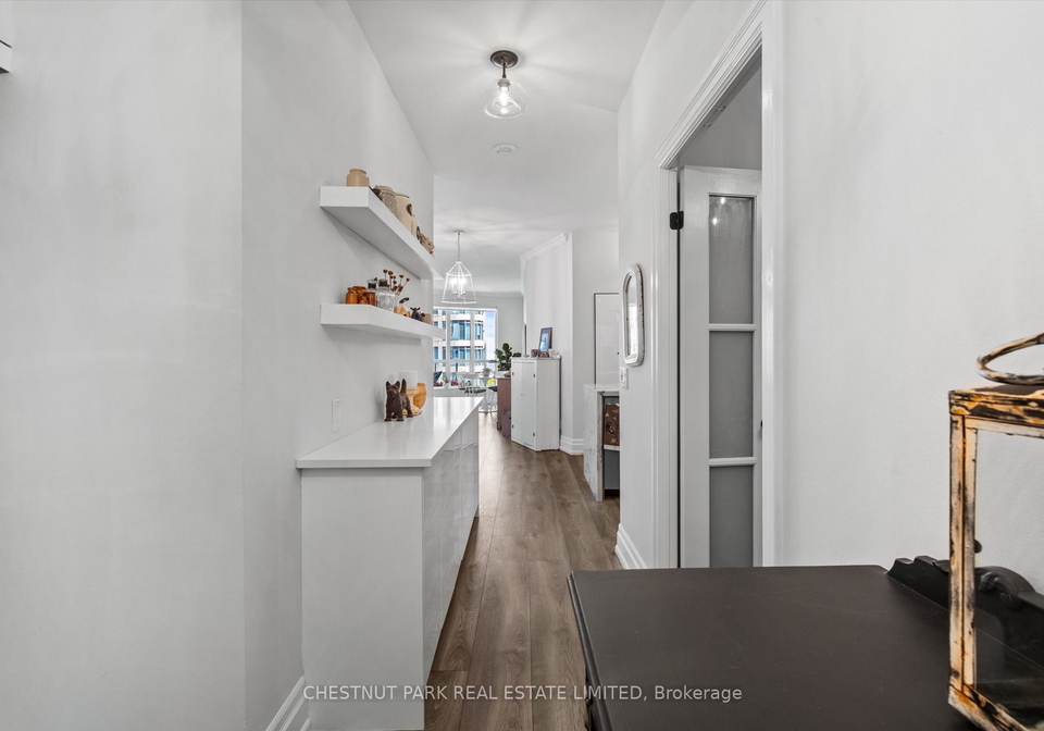2087-lake-shore-boulevard-w-toronto-etobicoke-ontario-w13563406