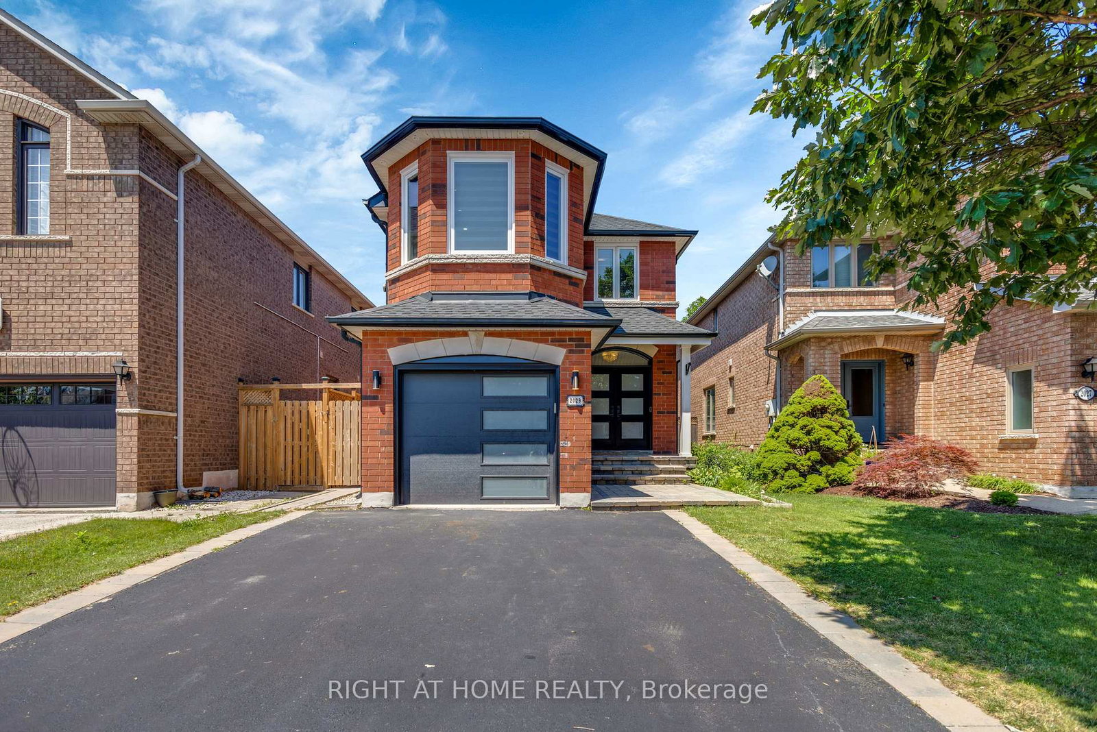 2029-westmount-drive-oakville-ontario-w13563472