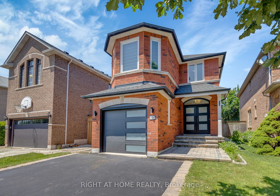 2029-westmount-drive-oakville-ontario-w13563472