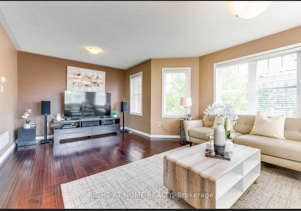 638-holly-avenue-milton-ontario-w13563844
