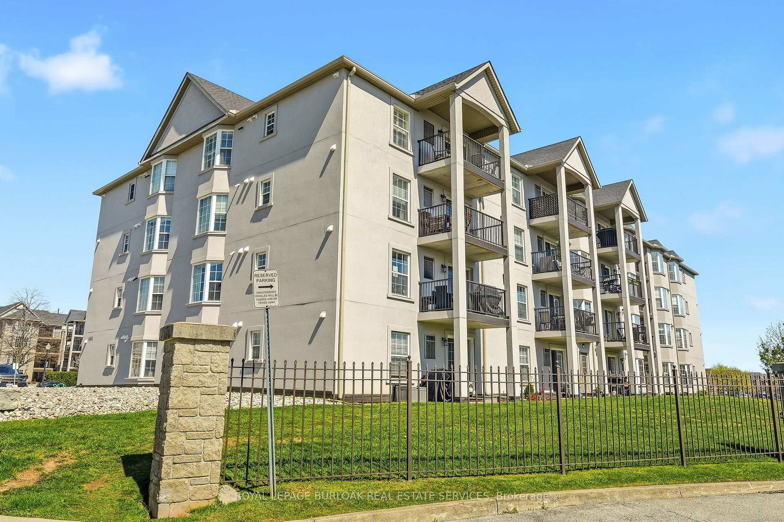 1411-walkers-line-burlington-ontario-w13564004
